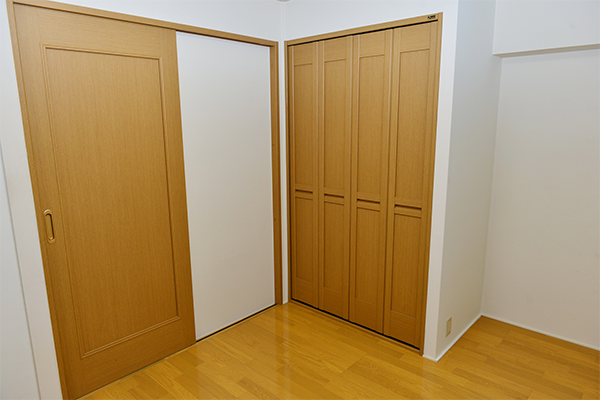 家の扉を使いやすい引き戸にリフォーム 引き戸のメリットとは リフォームお役立ちコラム